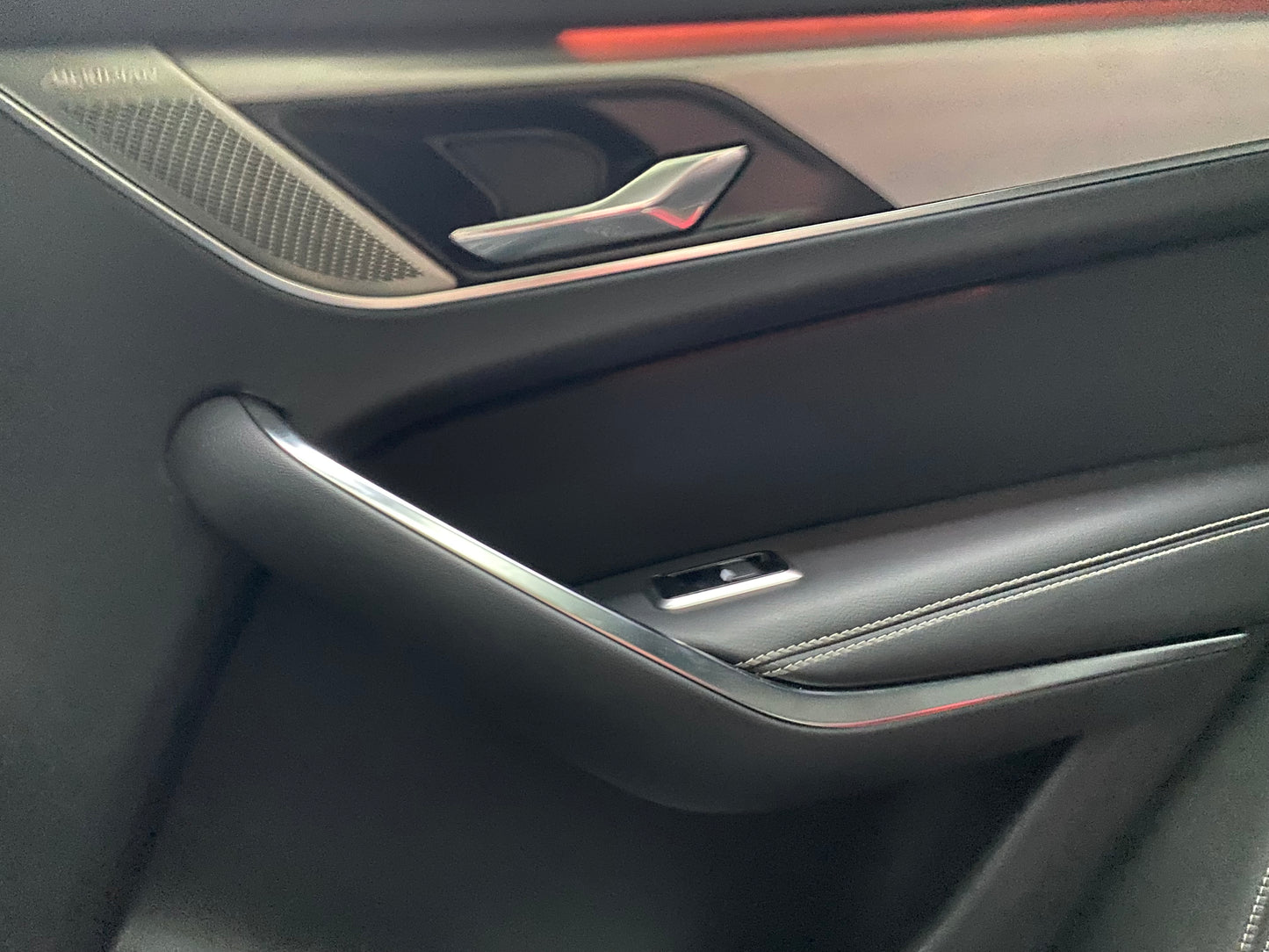 Jaguar F Pace P400 Hibrida Modelo 2022 - Autos 93