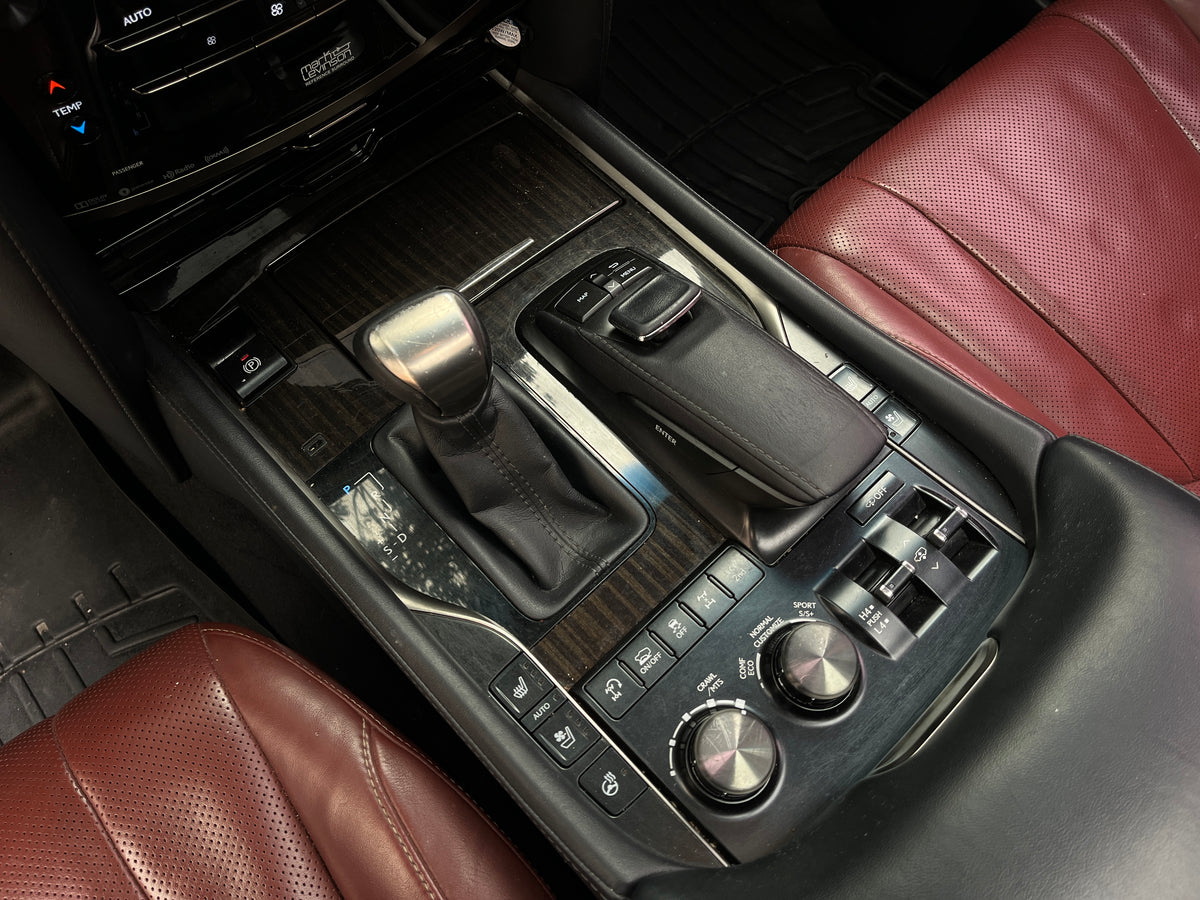 Lexus LX570 Súper Sport Modelo 2017