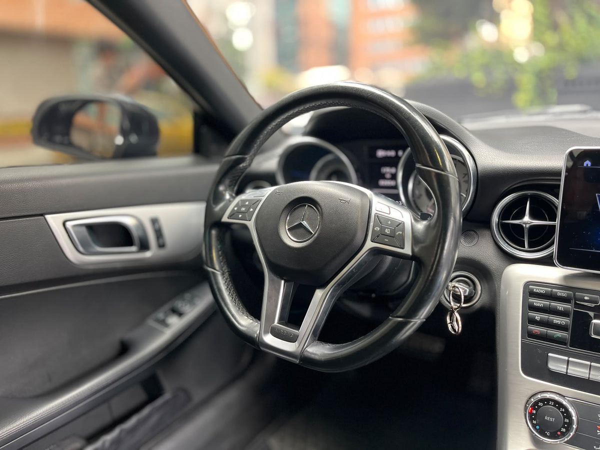 Mercedes-Benz SLK 200 Convertible Modelo 2015