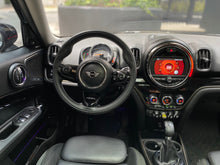 Cargar imagen en el visor de la galería, Mini Cooper SE Countryman Modelo 2020

