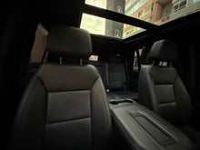 Cargar imagen en el visor de la galería, Chevrolet Tahoe Z71 Blindada Modelo 2023
