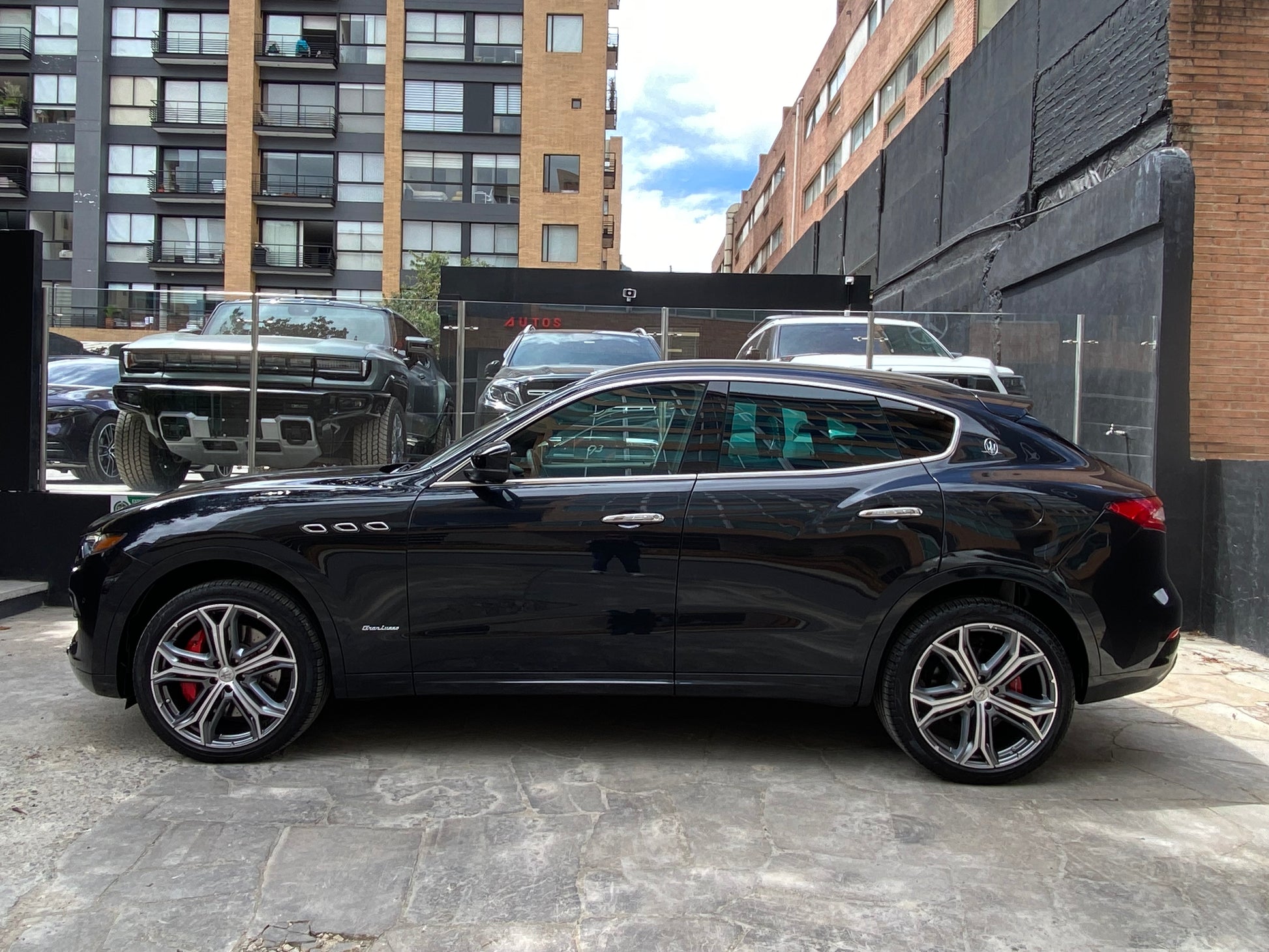 Maserati Levante SQ4 Granlusso Modelo 2019 - Autos 93
