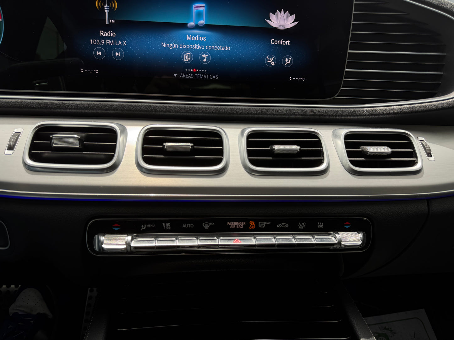 Mercedes Benz GLE350de Modelo 2023 - Autos 93