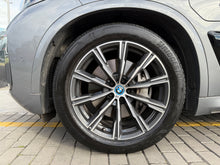 Cargar imagen en el visor de la galería, BMW X5 xDrive50e Modelo 2024
