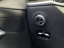 Cargar imagen en el visor de la galería, Mercedes-Benz GLC 300 4MATIC Híbrido Modelo 2024
