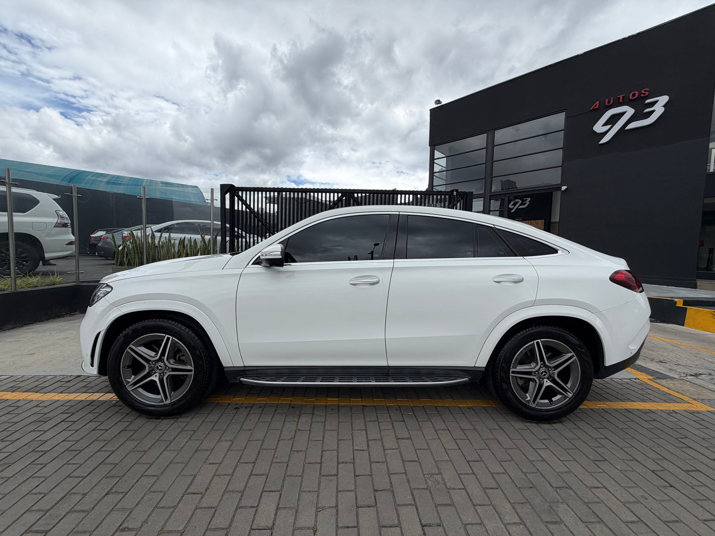 Mercedes Benz GLE 450 Coupé Modelo 2023 - Autos 93