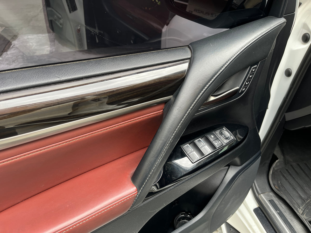 Lexus LX570 Súper Sport Modelo 2017