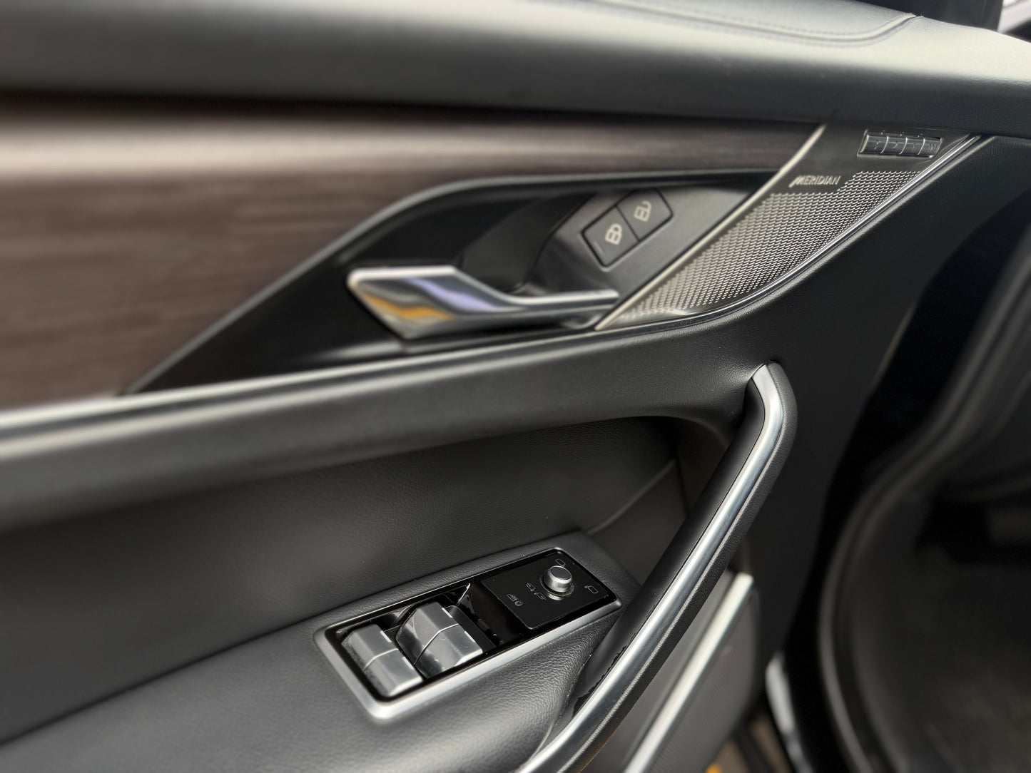Jaguar F-Pace P400 MHEV Modelo 2021 - Autos 93