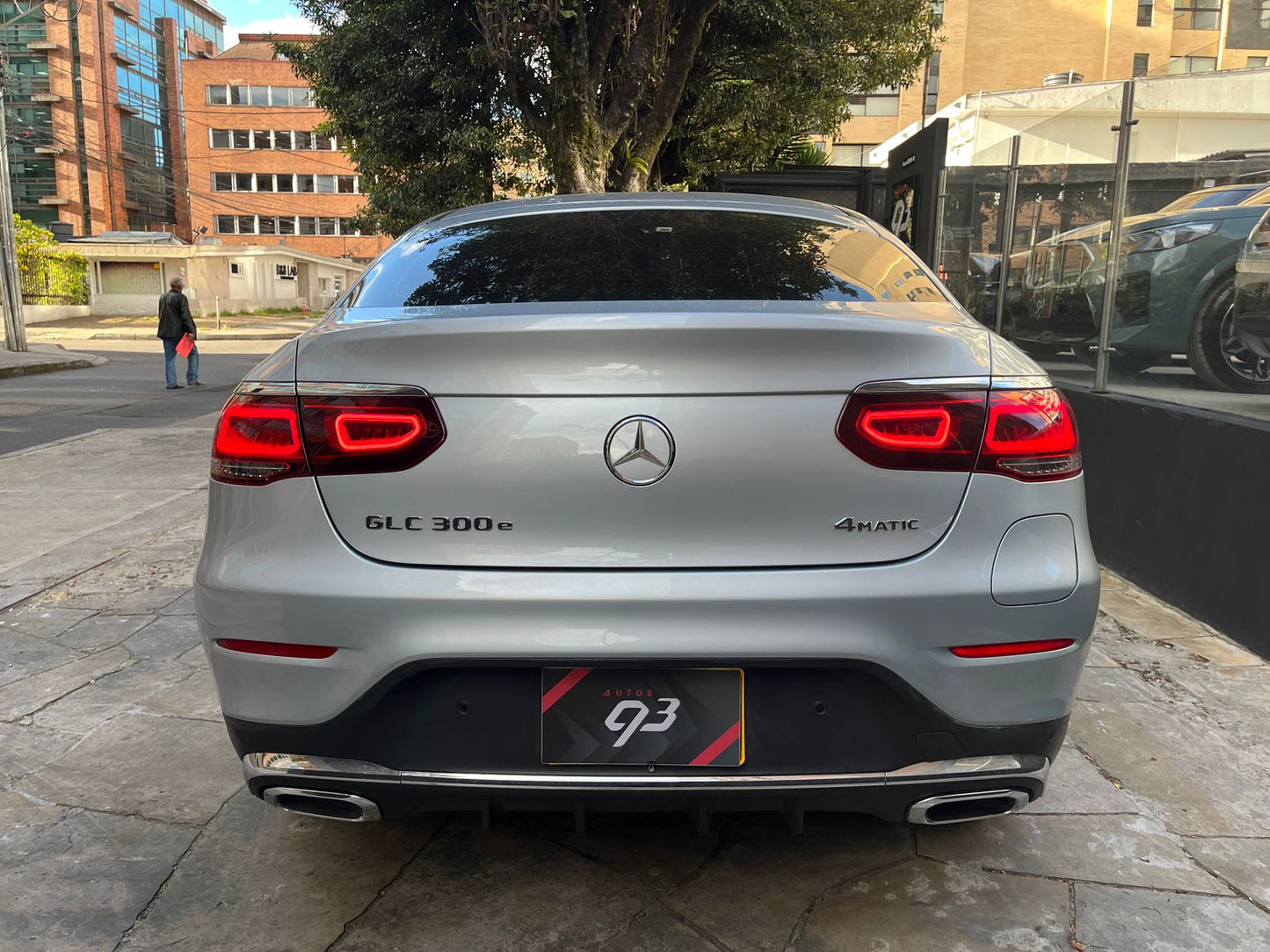 Mercedes-Benz GLC 300e Coupé 4MATIC Modelo 2023 - Autos 93