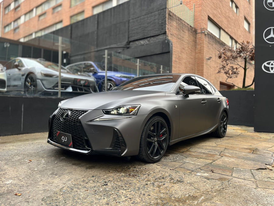 Lexus IS 300 Modelo 2019