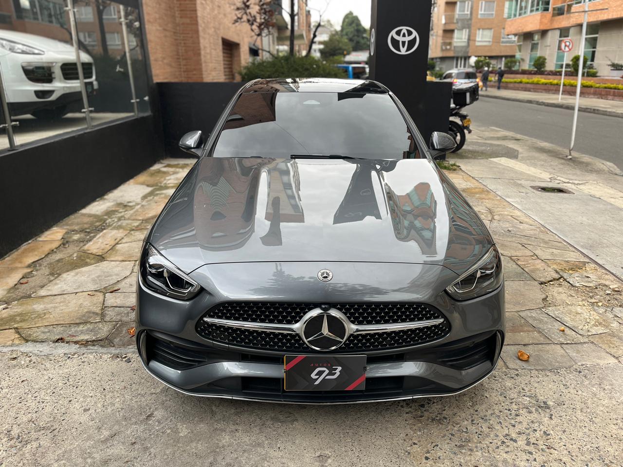 Mercedes Benz C200 Modelo 2025