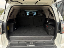 Cargar imagen en el visor de la galería, Toyota 4Runner SR5 Modelo 2023 - Autos 93
