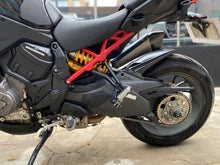 Cargar imagen en el visor de la galería, Ducati Multistrada V4 Modelo 2023
