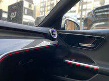 Cargar imagen en el visor de la galería, Mercedes-Benz C200 Híbrido Modelo 2023
