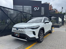 Cargar imagen en el visor de la galería, Toyota Corolla Cross Híbrida SEG Modelo 2026
