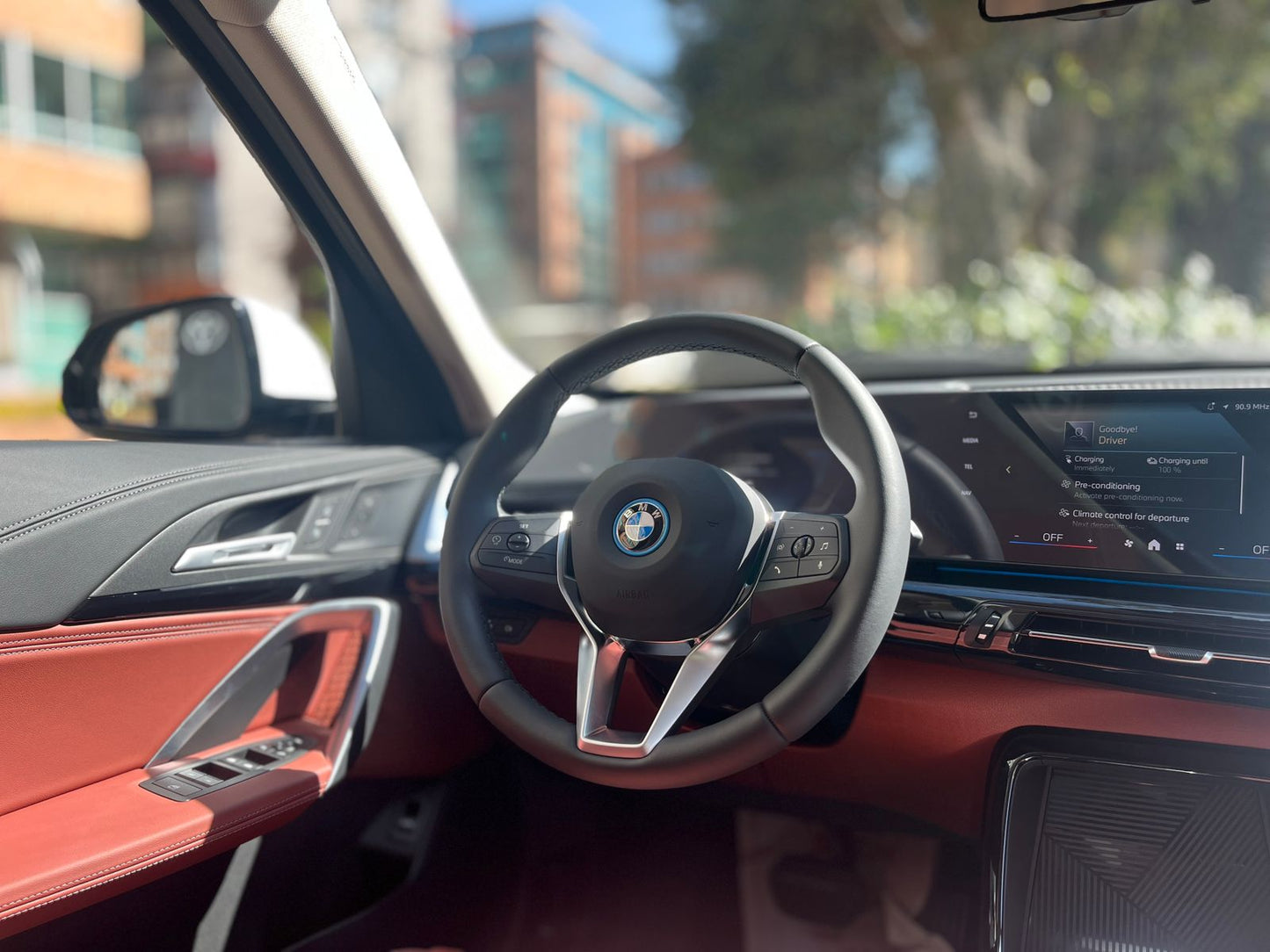 BMW iX1 Modelo 2025 Cero Kilómetros - Autos 93