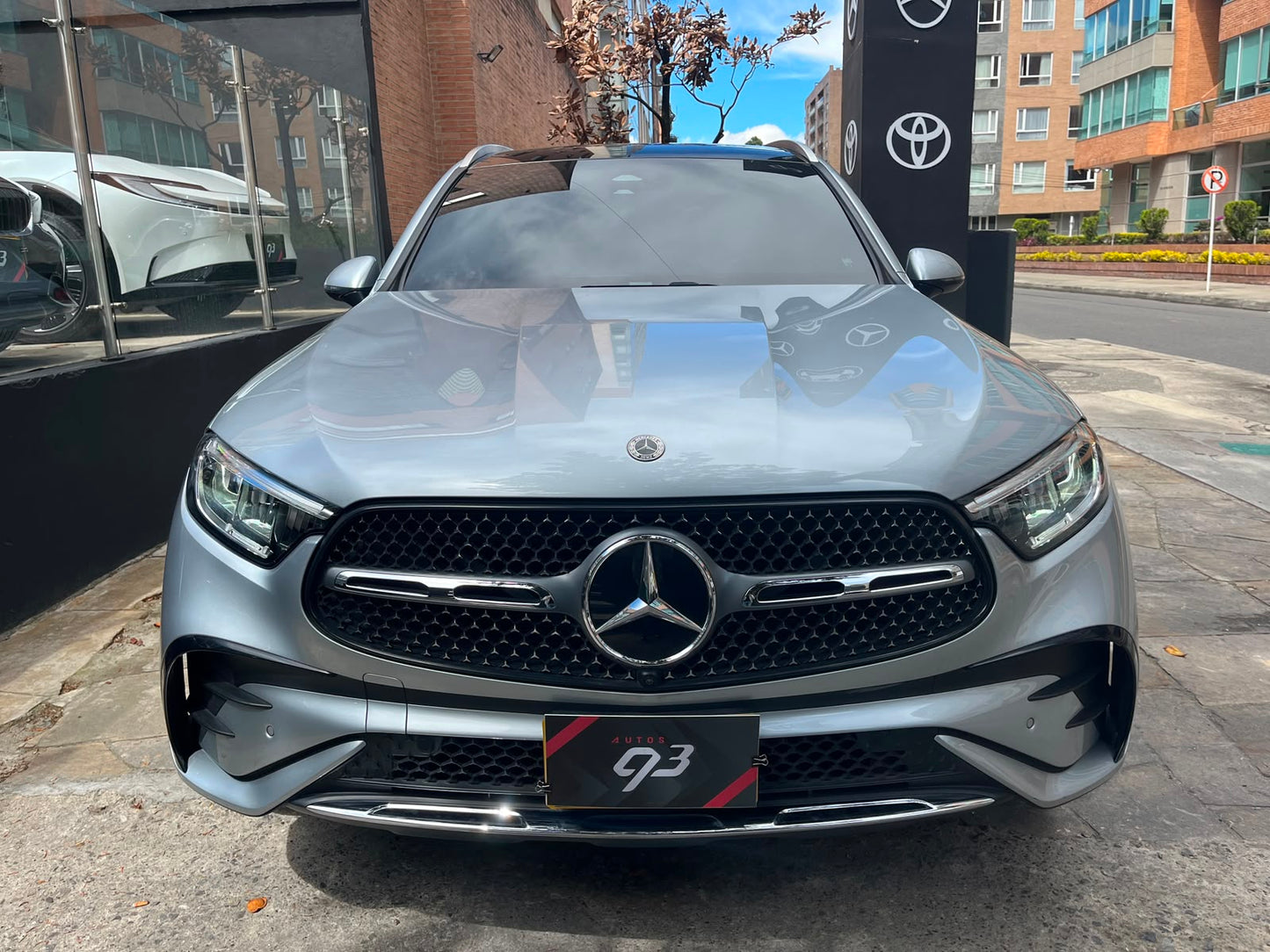 Mercedes-Benz GLC 300 4MATIC Modelo 2025