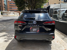 Cargar imagen en el visor de la galería, Toyota Corolla Cross XEI Híbrida Modelo 2022
