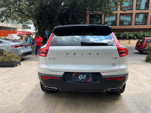 Cargar imagen en el visor de la galería, Volvo XC40 T4 Modelo 2019
