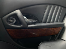Cargar imagen en el visor de la galería, Maserati Quattroporte Modelo 2011
