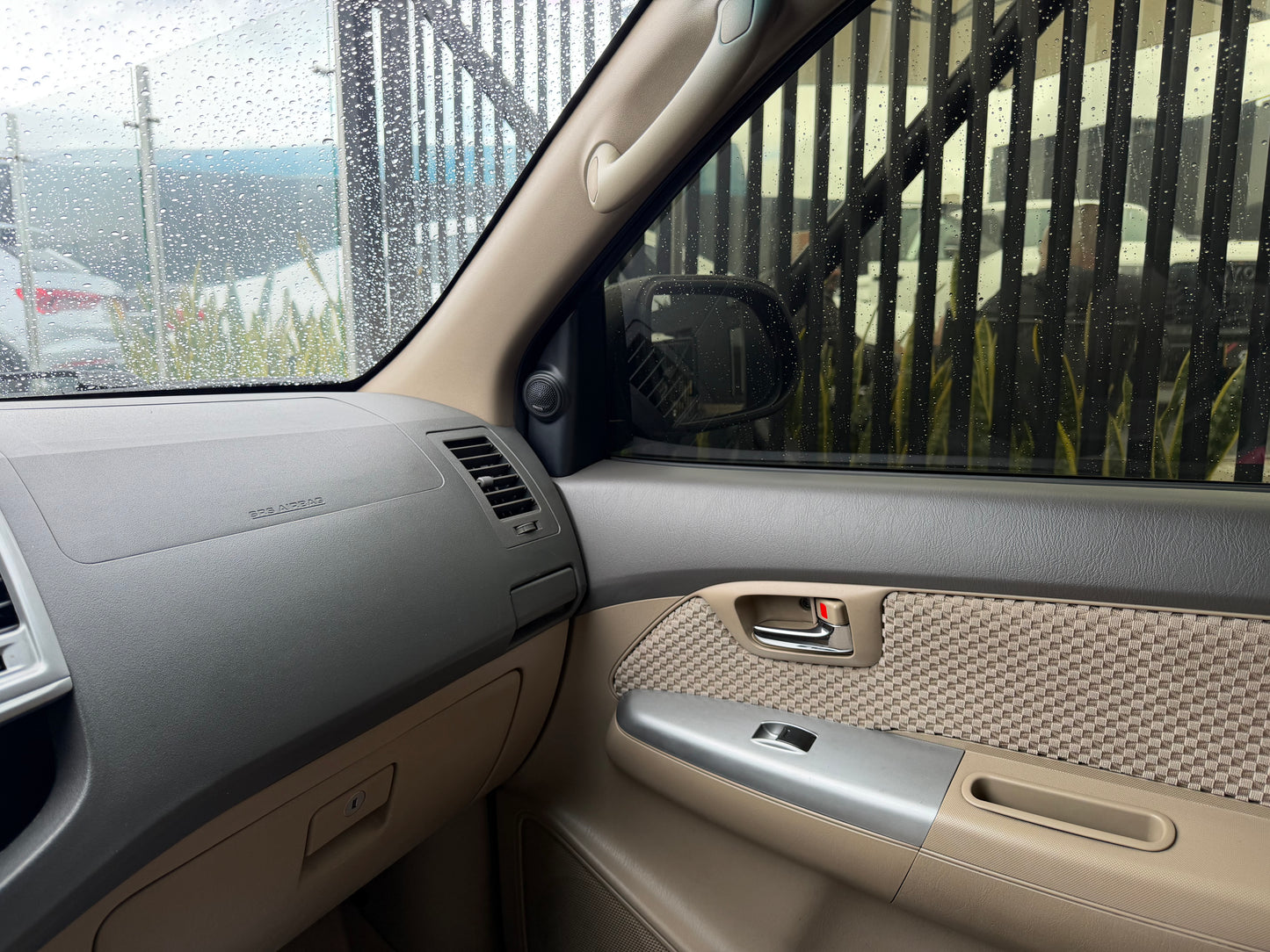 Toyota Fortuner SR5 Urbana Modelo 2012