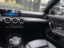 Cargar imagen en el visor de la galería, Mercedes-Benz A200 Sedan Modelo 2020
