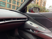 Cargar imagen en el visor de la galería, Chevrolet Corvette C8 Stingray R Modelo 2023
