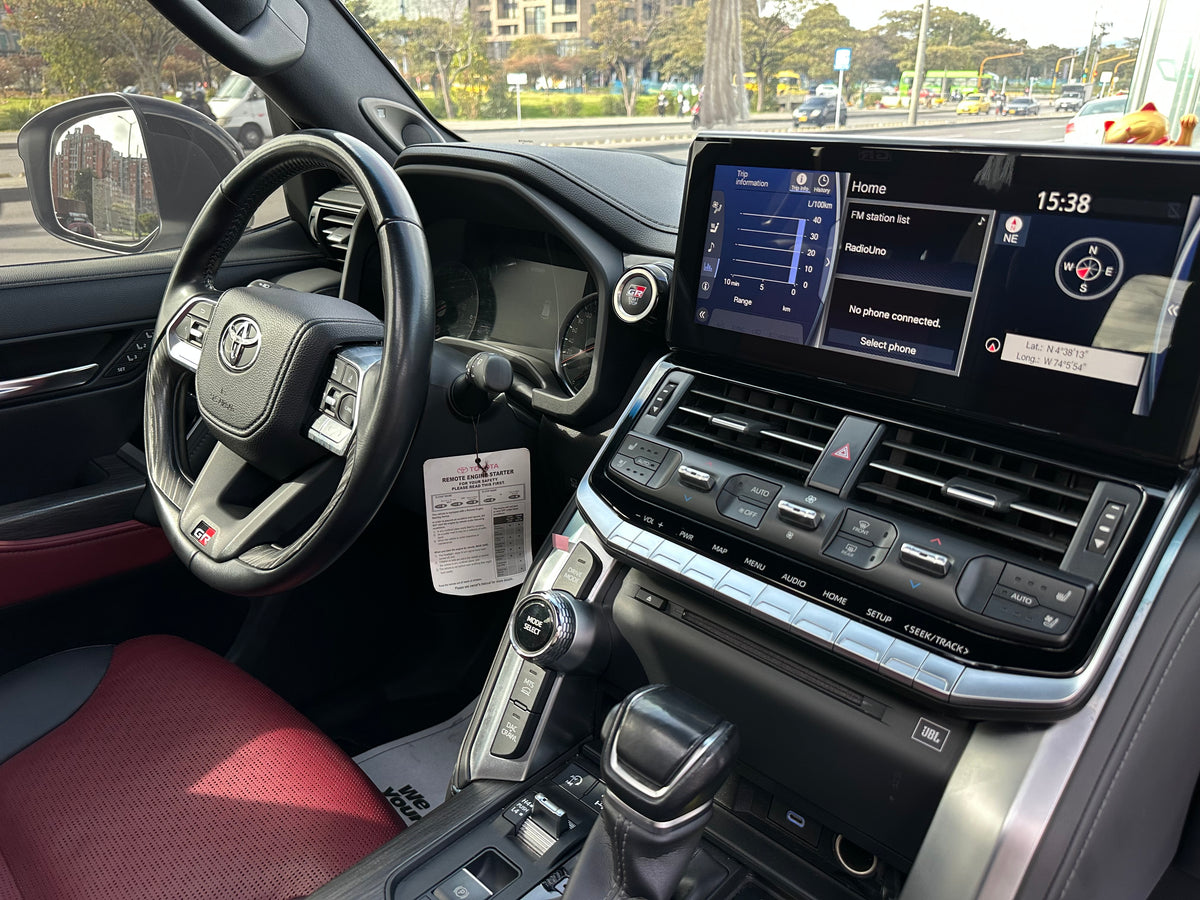 Toyota Land Cruiser 300 GR Sport Modelo 2022 - Autos 93