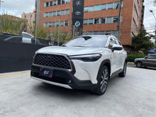 Cargar imagen en el visor de la galería, Toyota Corolla Cross SEG Híbrida Modelo 2022
