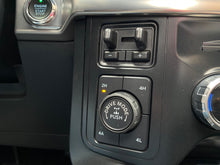 Cargar imagen en el visor de la galería, Ford F150 Raptor Modelo 2023
