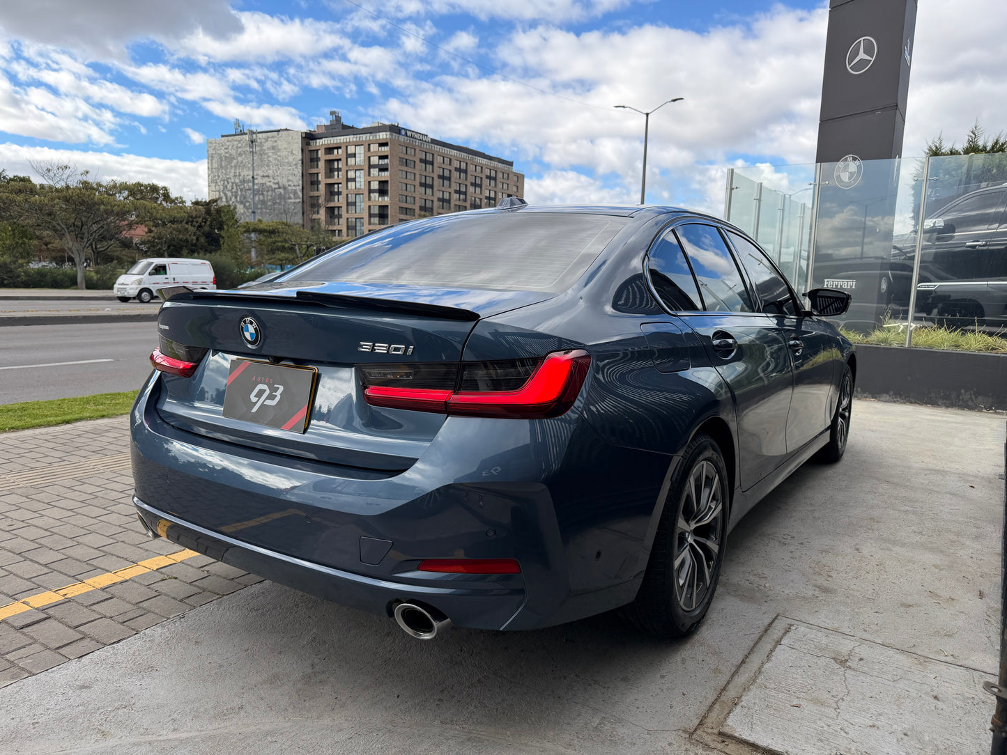 BMW 320i Modelo 2025