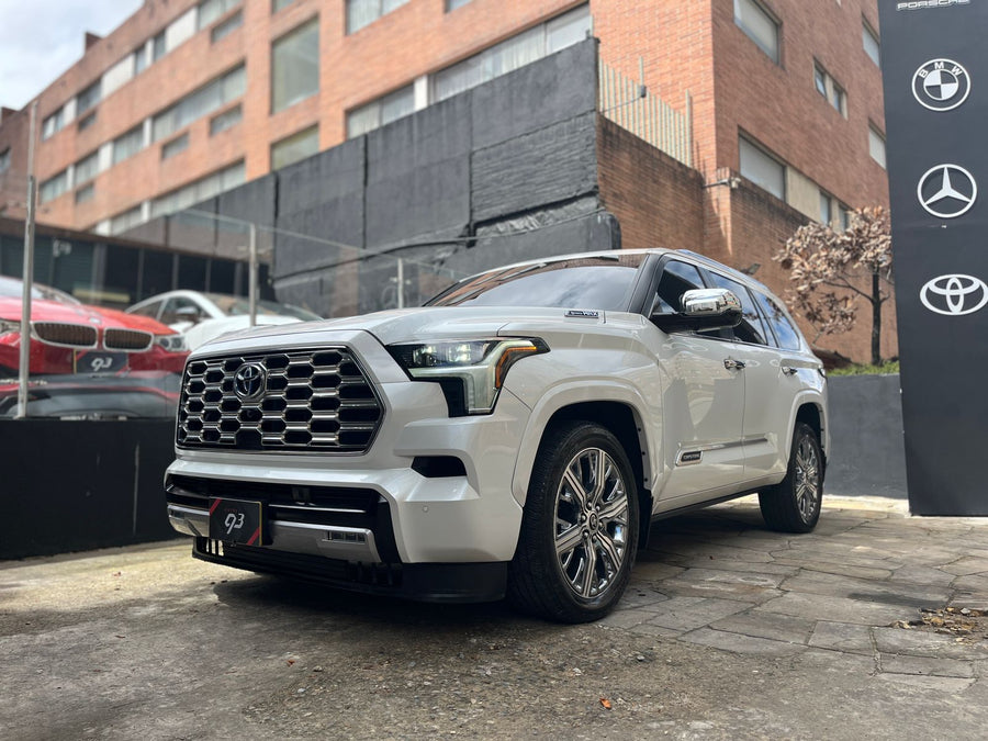 Toyota Sequoia Capstone Modelo 2024
