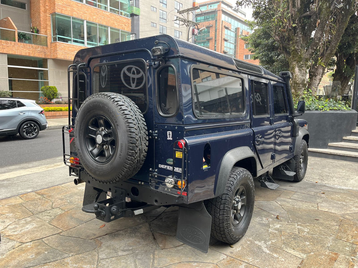 Land Rover Defender 110 S Blindada Modelo 2013