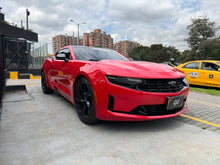 Cargar imagen en el visor de la galería, Chevrolet Camaro RS Modelo 2020
