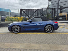 Cargar imagen en el visor de la galería, BMW Z4 sDrive20I Modelo 2021
