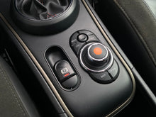 Cargar imagen en el visor de la galería, Mini Cooper S Countryman Modelo 2020
