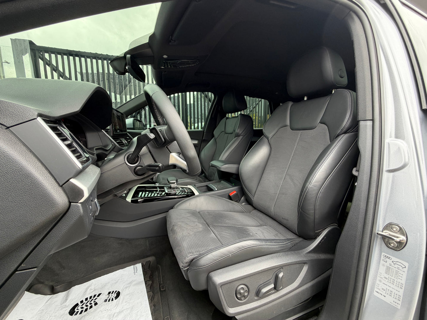 Audi Q5 S-line MHEV Modelo 2025 - Autos 93