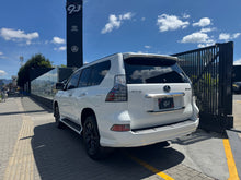 Cargar imagen en el visor de la galería, Lexus GX460 Modelo 2020
