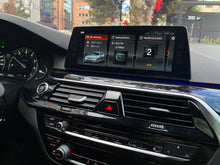 Cargar imagen en el visor de la galería, BMW 520I Modelo 2018
