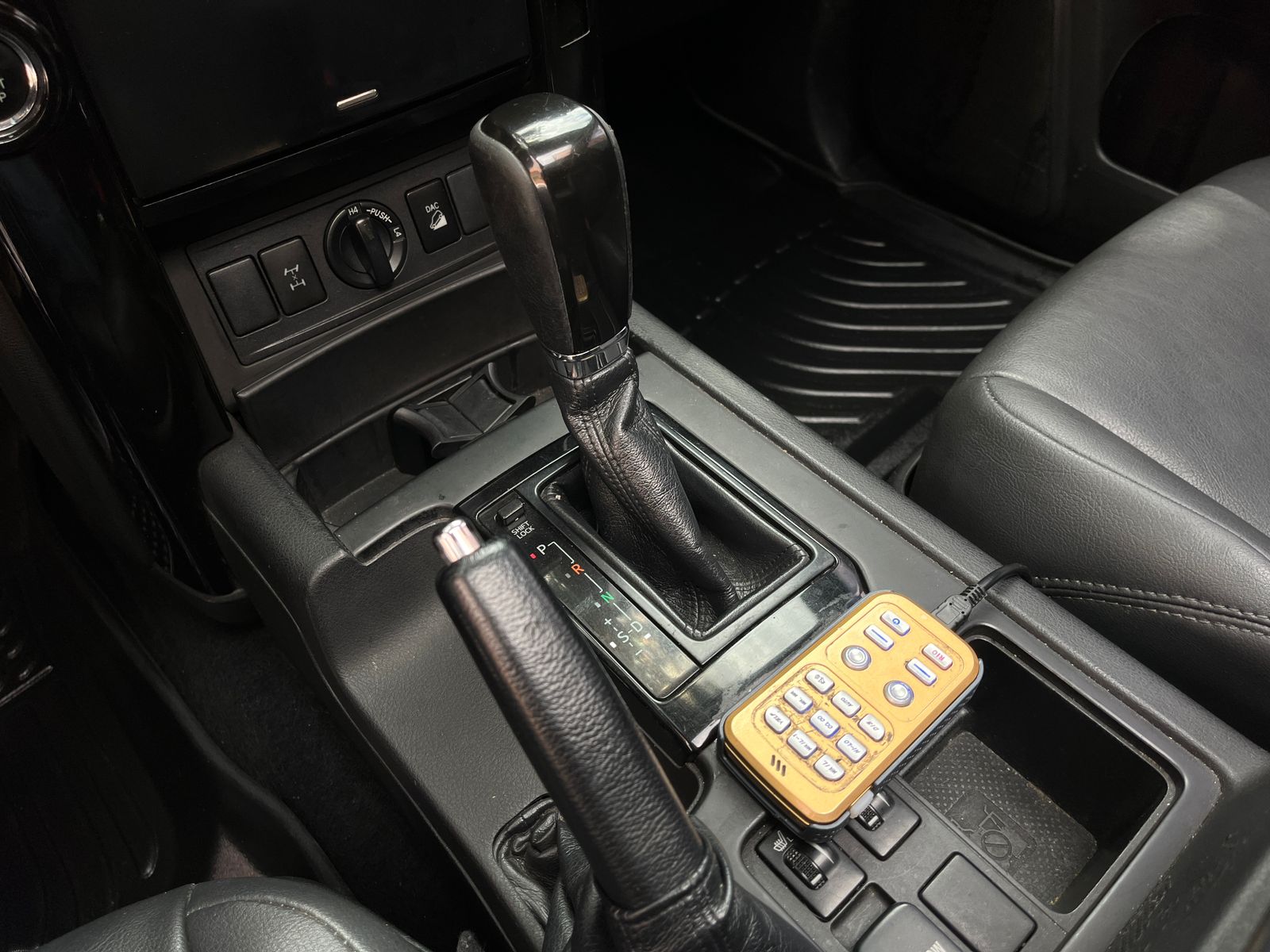 Toyota Prado TXL Blindada Modelo 2014 - Autos 93
