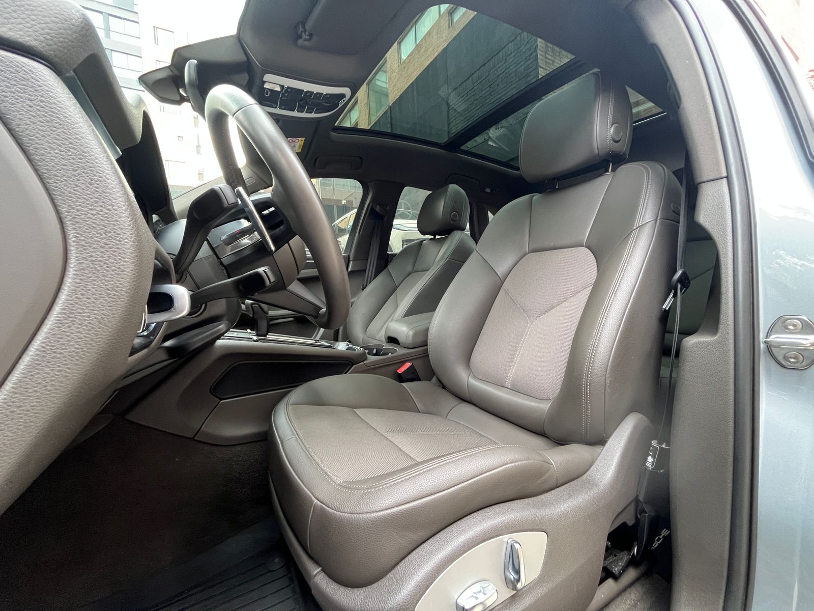 Porsche Macan Modelo 2023 - Autos 93