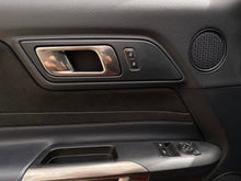 Cargar imagen en el visor de la galería, Ford Mustang Shelby GT350 Modelo 2018
