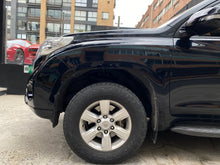 Cargar imagen en el visor de la galería, Toyota Prado TXL Modelo 2015
