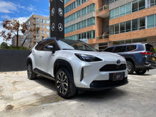 Cargar imagen en el visor de la galería, Toyota Yaris Cross XLS Híbrida Modelo 2023
