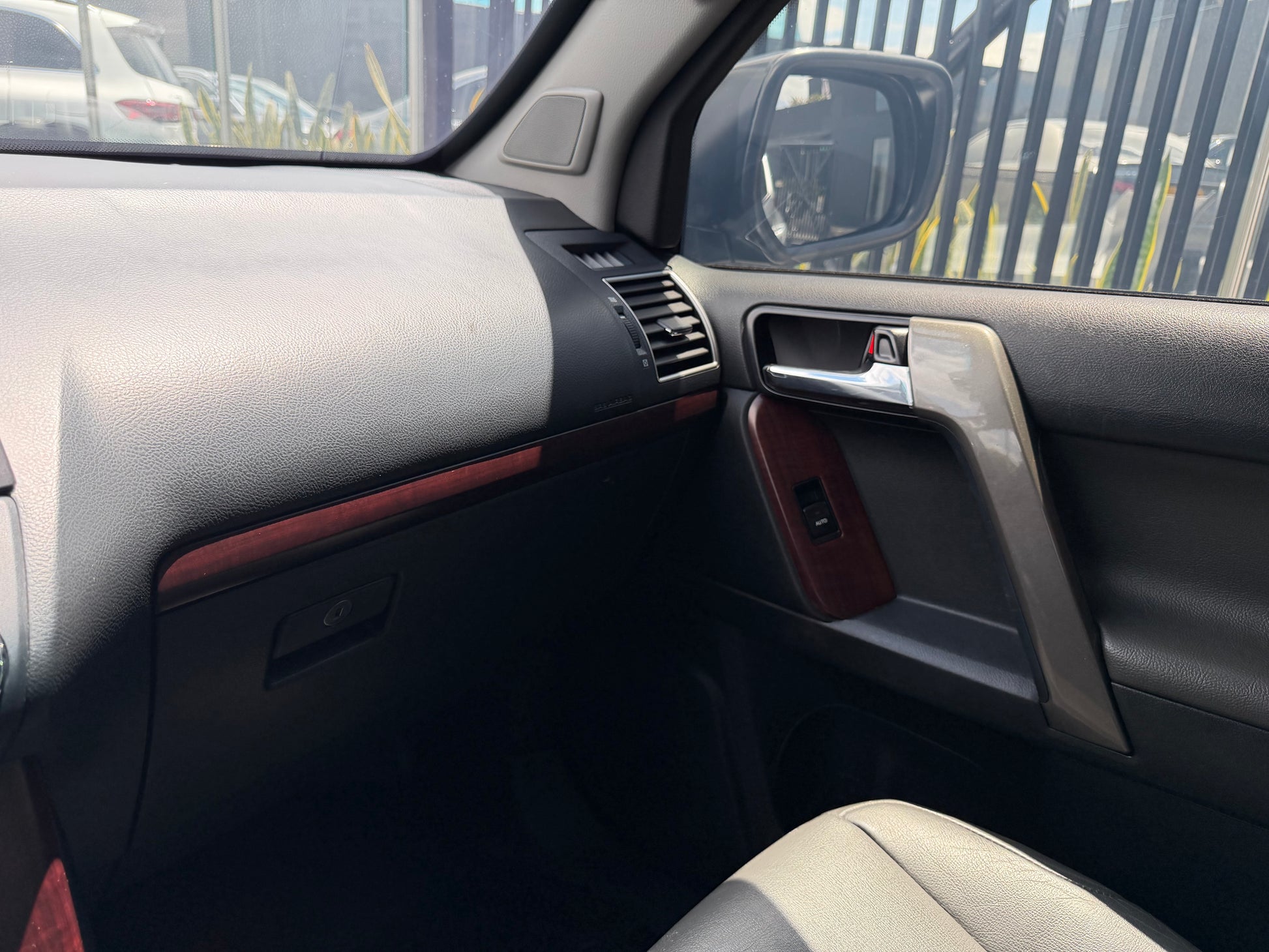 Toyota Prado VX 4.0 Modelo 2017 - Autos 93