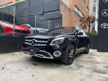 Cargar imagen en el visor de la galería, Mercedes-Benz GLA 200 Modelo 2018
