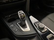 Cargar imagen en el visor de la galería, BMW 420I Cabrio Modelo 2018
