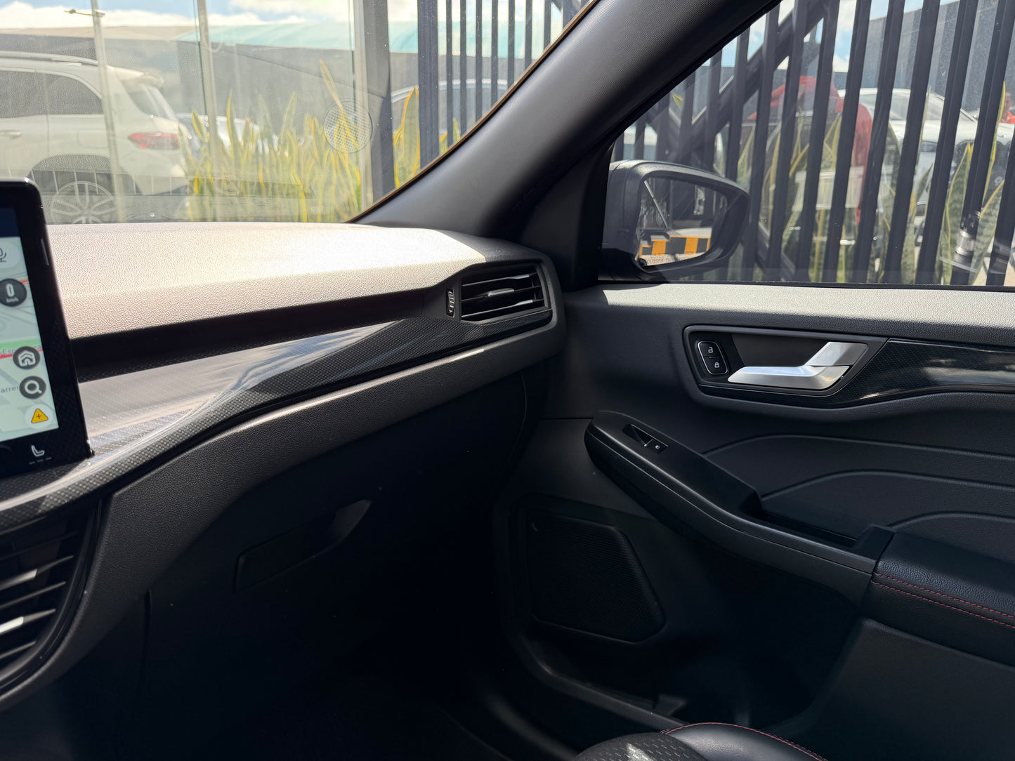 Ford Escape ST-Line Hybrid Modelo 2025 - Autos 93