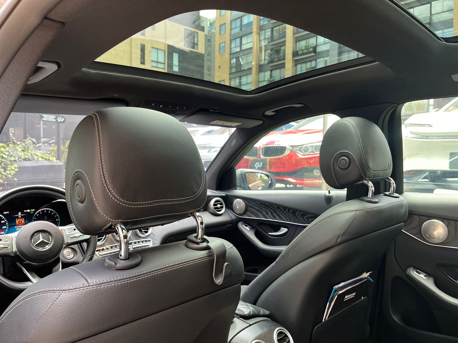 Mercedes-Benz GLC 300e Modelo 2022 - Autos 93