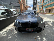 Cargar imagen en el visor de la galería, BMW X5 xDrive40I Modelo 2024
